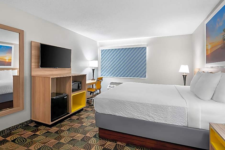 Days Inn by Wyndham Hillsdale