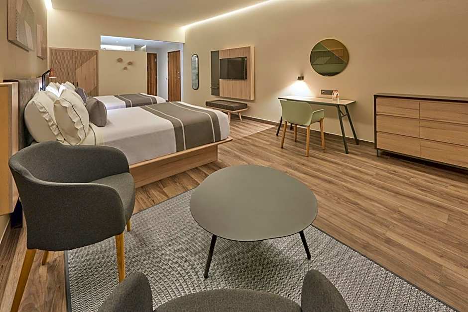 City Express Plus by Marriott San Luis Potosí