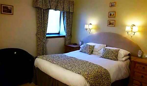 The Royal Hotel Tain