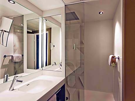 Standard Room with a double bed