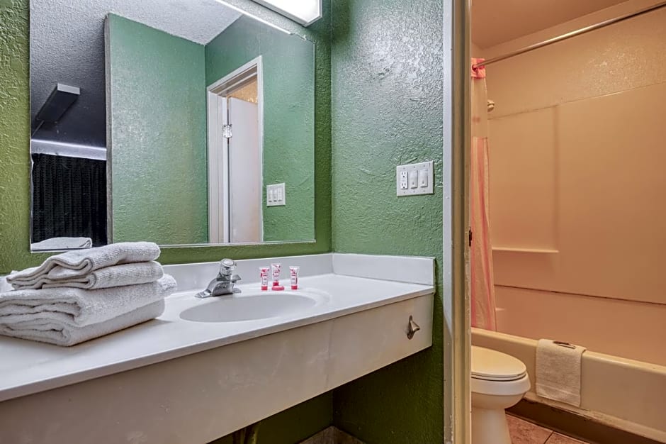 OYO Hotel Tucson Downtown