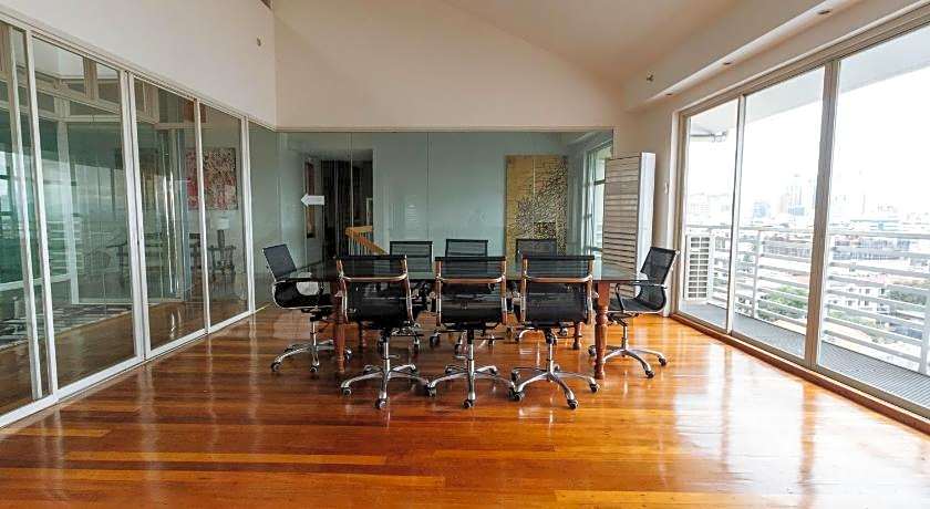 RedDoorz near Osmena Highway 1