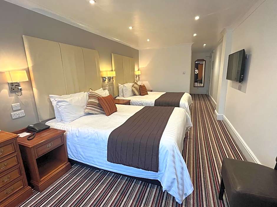 Sorrento Hotel & Restaurant