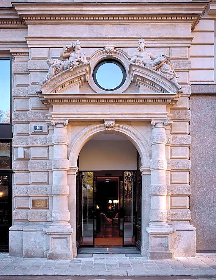 Miiro Palais Rudolf NEW OPENING	