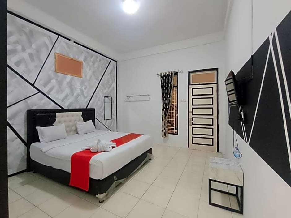 Dnaiko Syariah Hotel