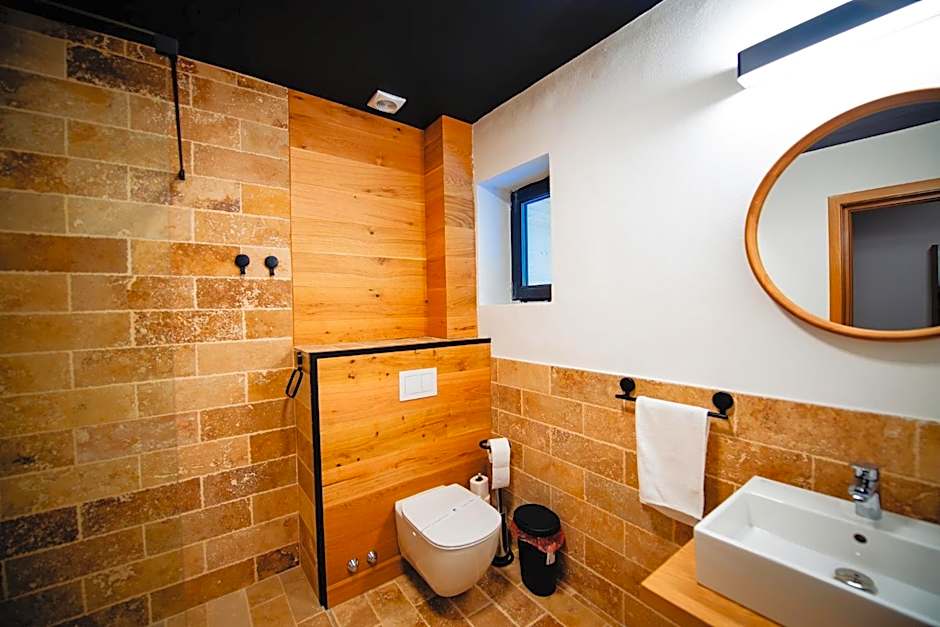 Complexul Turistic Cheile Butii