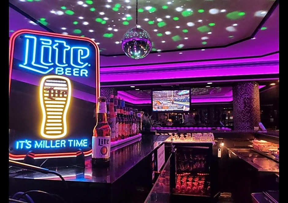 New Hope Inn & Suites