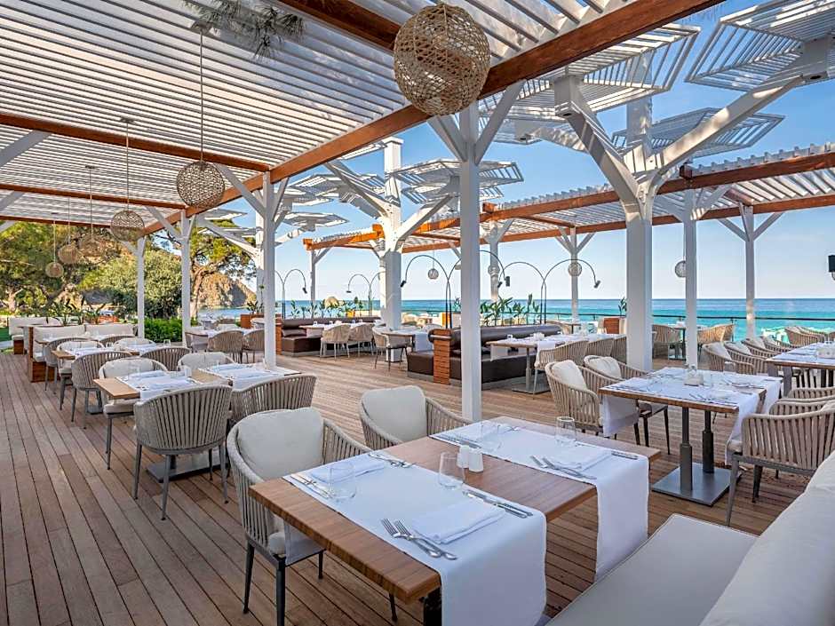 Rixos Premium Tekirova - The Land of Legends Access