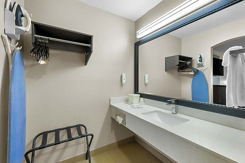 Quality Inn Marshall