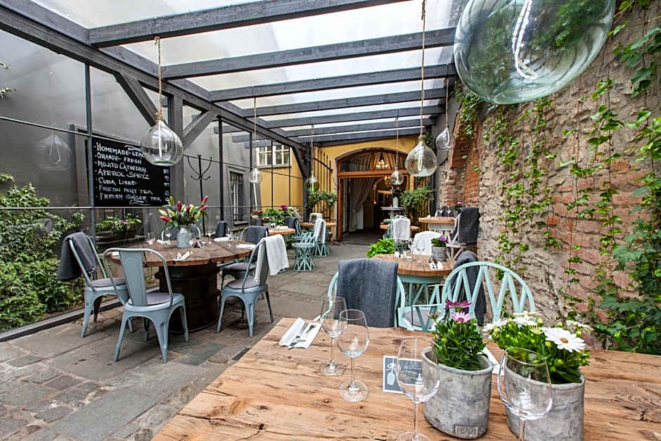 Cathedral Prague Apartments