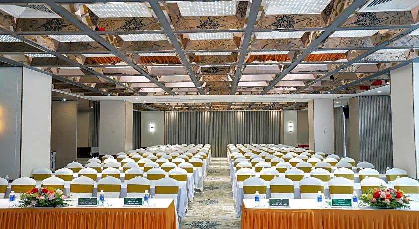 Cua Dong Luxury Hotel