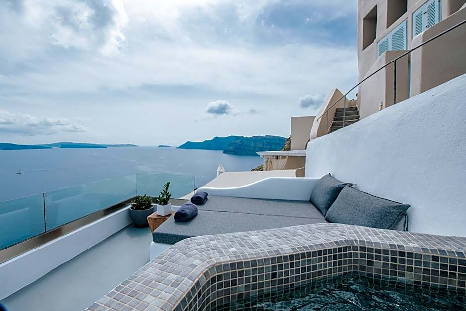 Virginia's Cave Villas