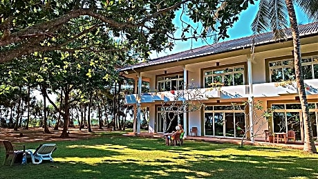 Raja Beach Hotel