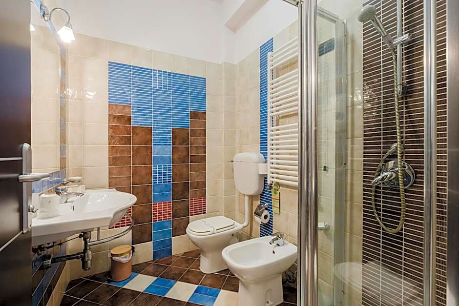 Cerri Hotel