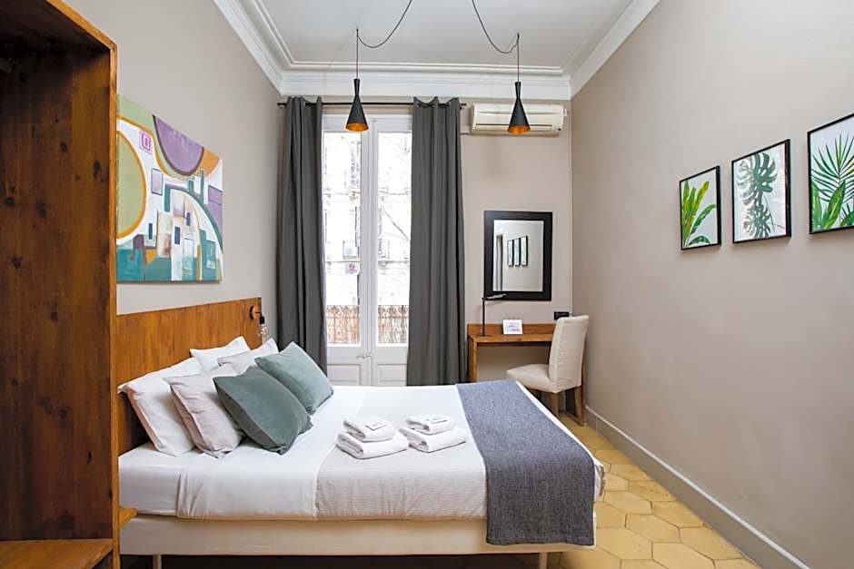 Jardinets Guest House