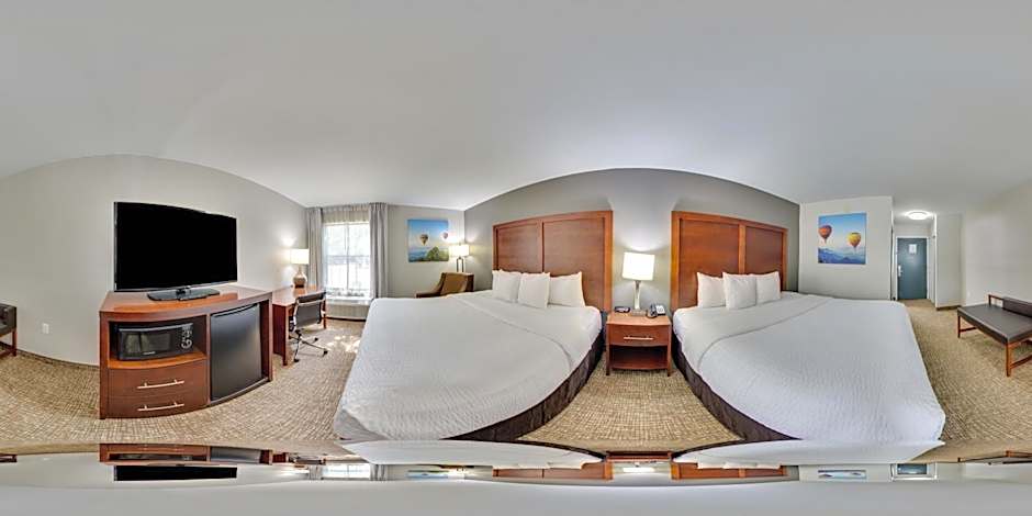 Clarion Pointe Apex - Holly Springs