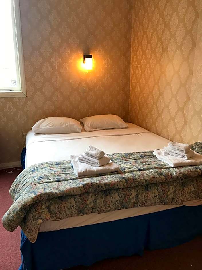 Criterion Club Hotel