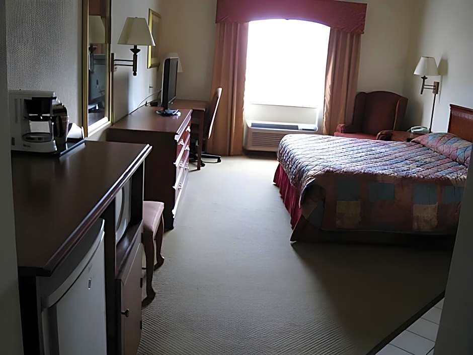 Econo Lodge Inn & Suites - Marianna