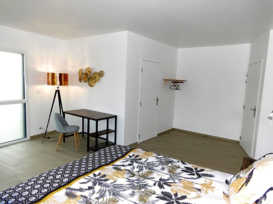 La Ferme Des Cerisiers – Reventin-Vaugris, TN
