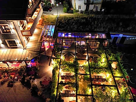 Design Hotel ALPENLIEBE - - - - Boutique-Flair - - - -