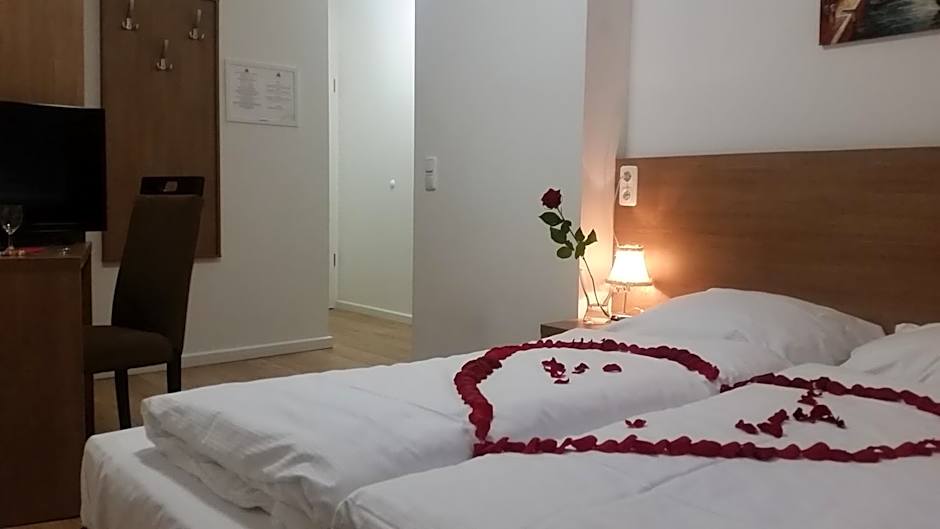 Apartment Hotel am Sand 24H