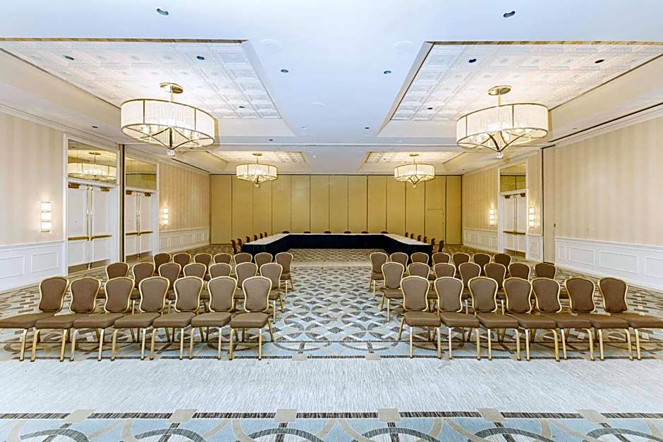 Hilton Greenville