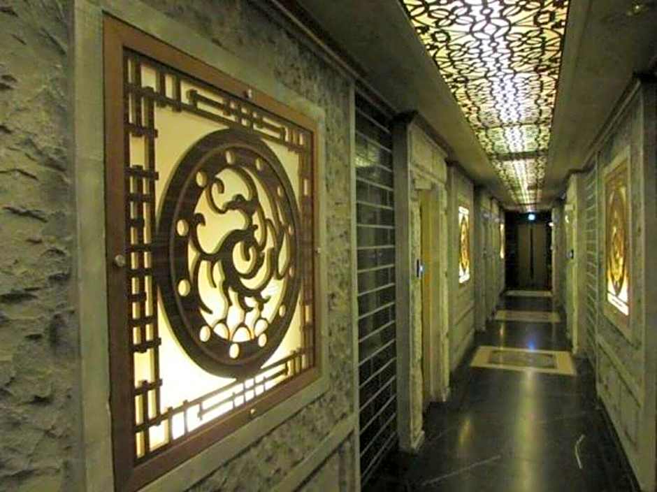 Koam Tourist Hotel