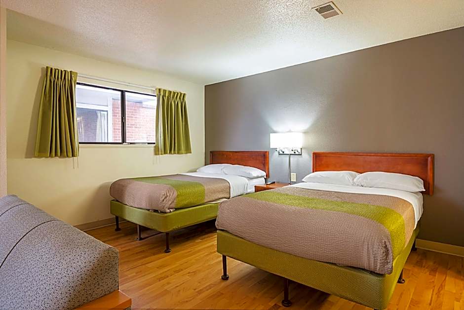 Studio 6 Extended Stay - Greensboro, NC