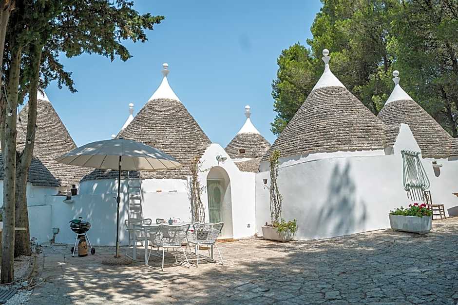Ad un passo da Cisternino - Trulli con Foresta, Bici e BBQ