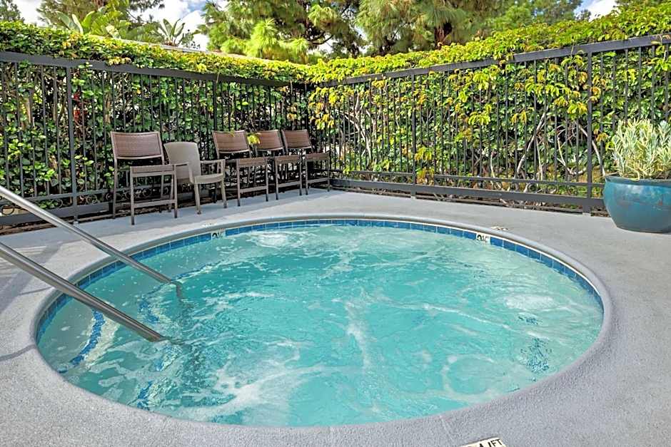 Best Western Courtesy Inn Hotel - Anaheim Resort at the Park