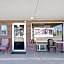First Inn By OYO Quinter Hwy 70