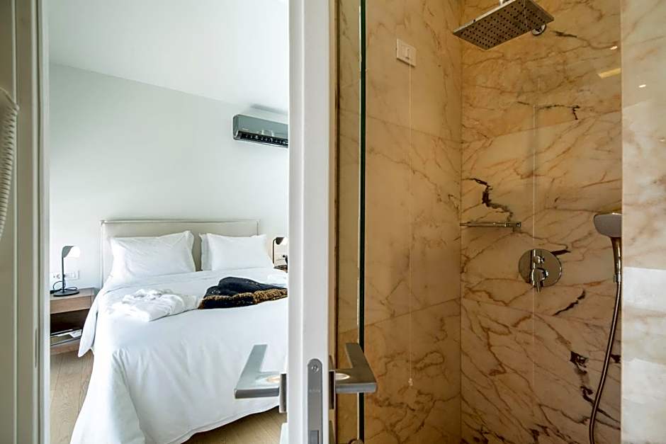 GM exclusive Luxury Suites & SPA