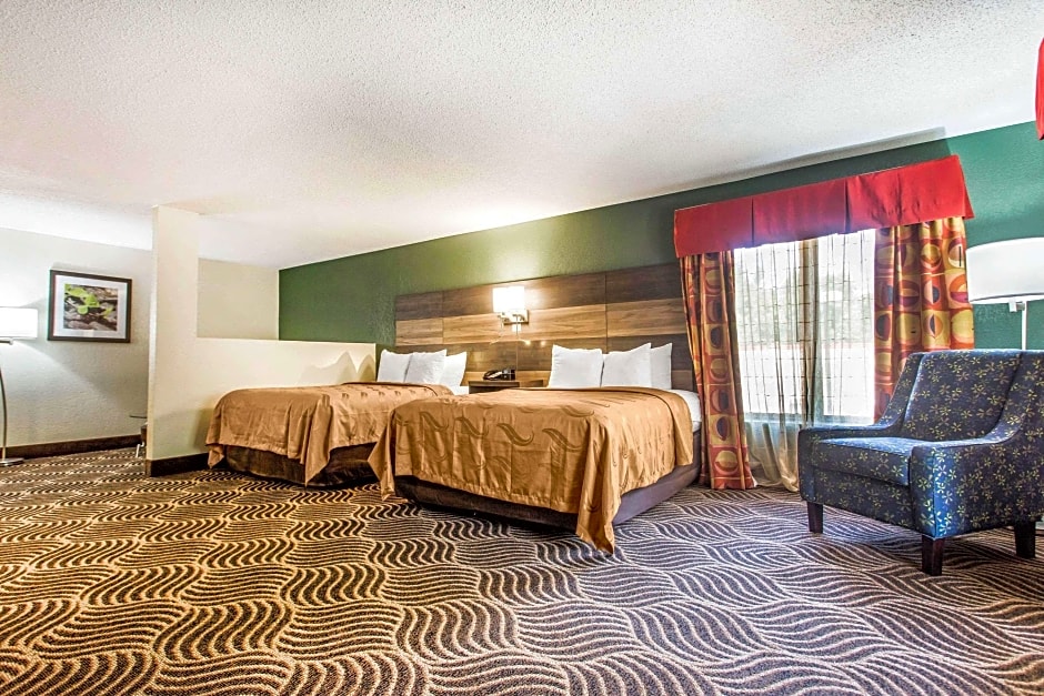 Foto 1 daripada 4 — 2 Queen Beds Suite