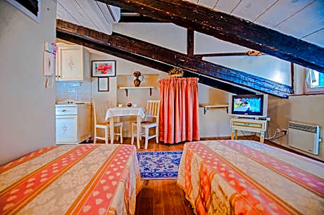 Attic Double Room with Kitchenette