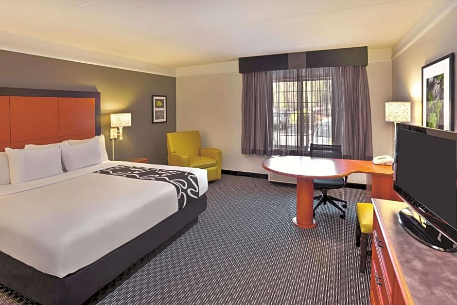 La Quinta Inn & Suites by Wyndham Birmingham Homewood