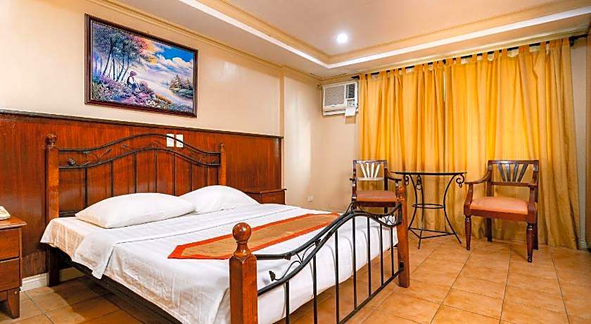 Crown Regency Residences Davao Hotel