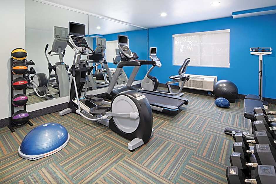 Holiday Inn Express & Suites Watsonville By IHG