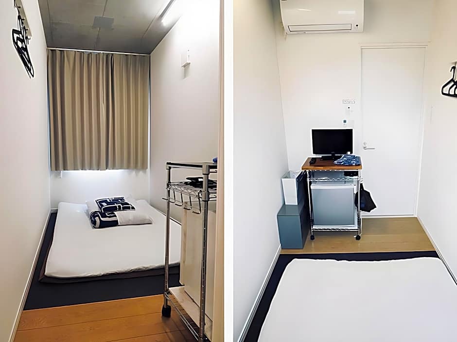 Kangaroo Hotel Side B