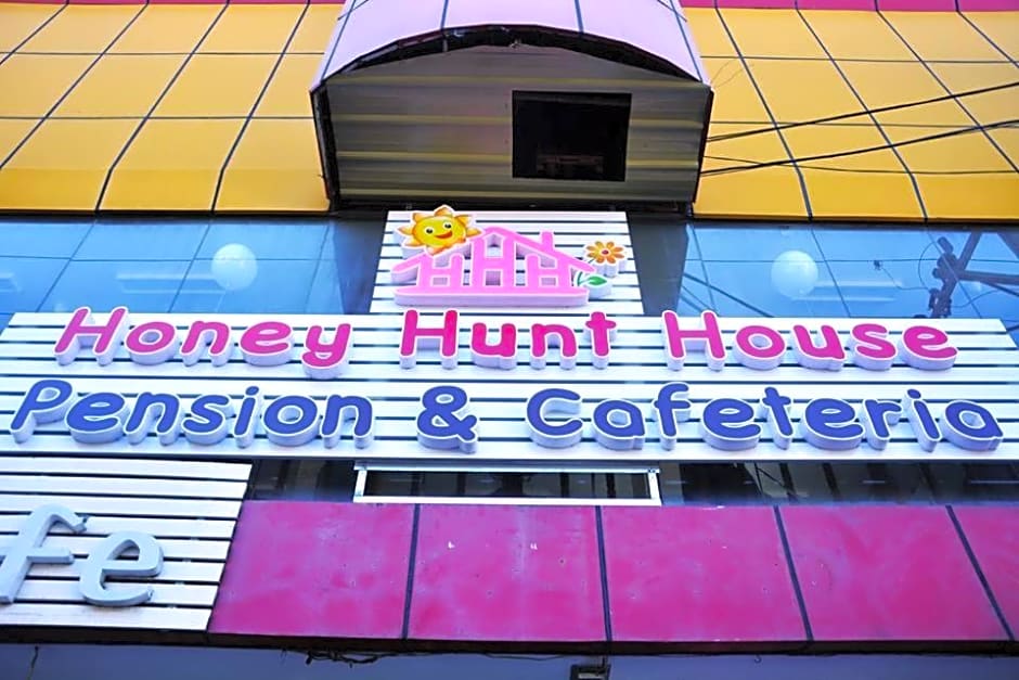 Honey Hunt House