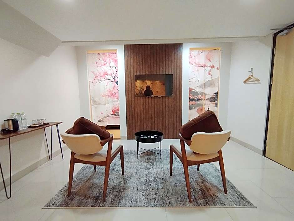 Cherry Homes Express Hotel