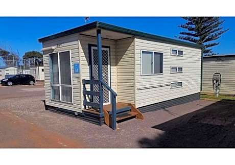 Standard 1 Bedroom Cabin - Pet Friendly