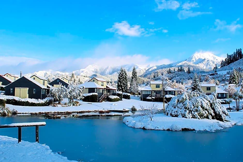 Village Lake Apartments