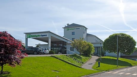 Holiday Inn Express Luzern-Neuenkirch By IHG