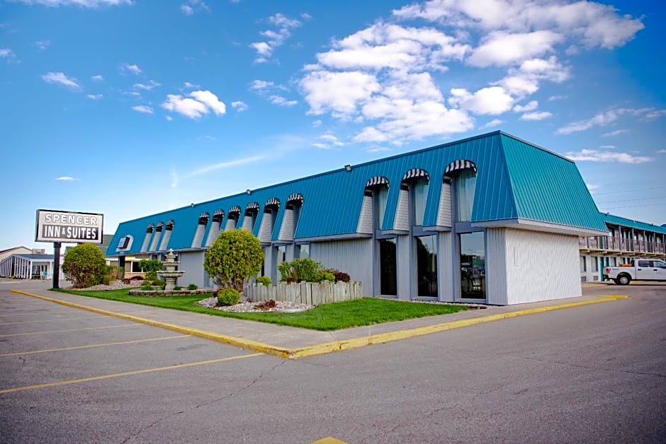 Spencer Inn & Suites