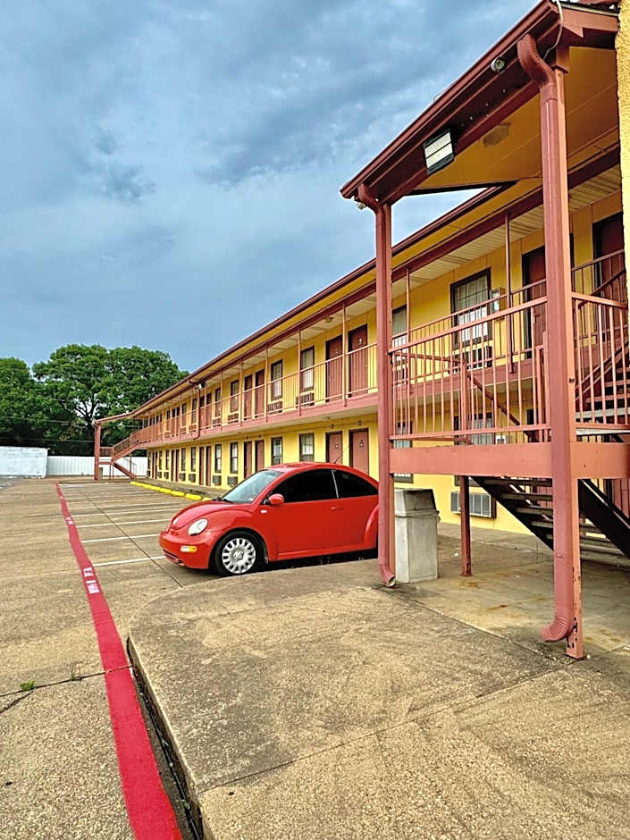 Seagoville Inn