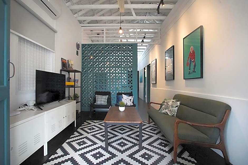 Stay SongSong Mount Erskine