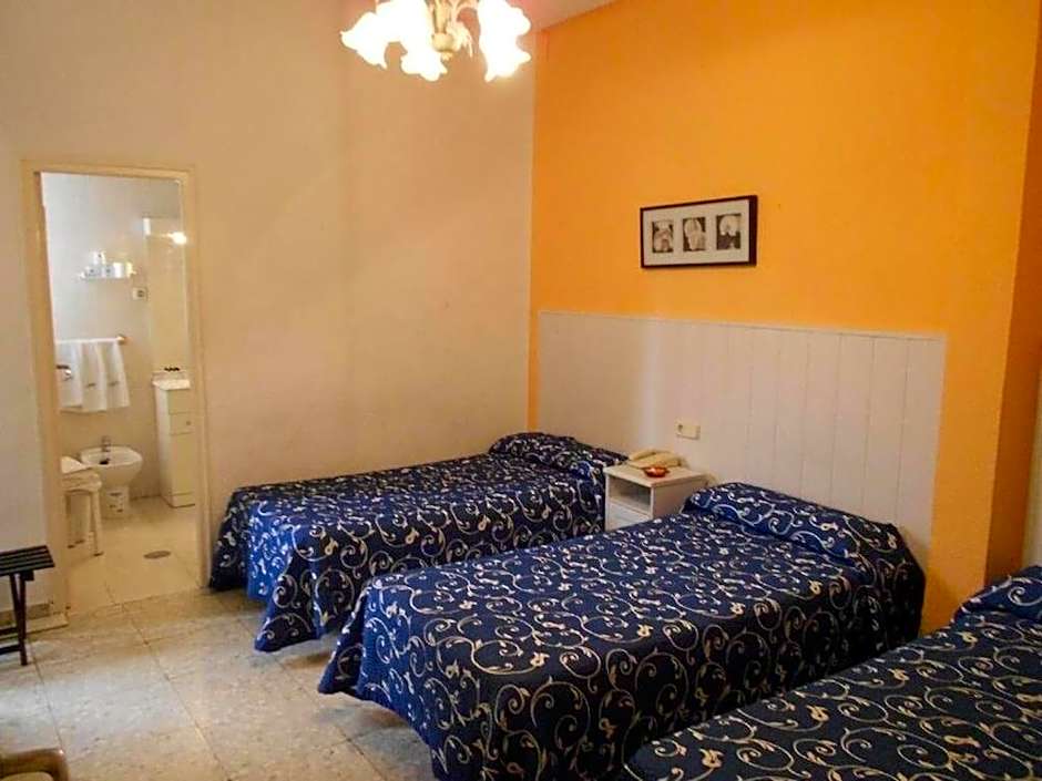 Hostal Valencia – Madrid, NC