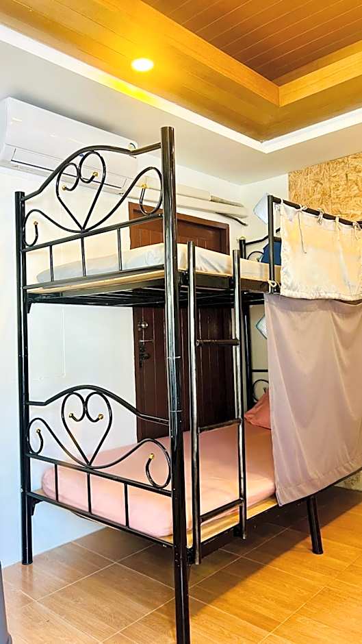 The Dreamcatcher Hostel Nathon SamuiSunset