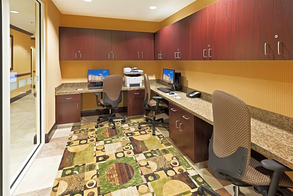 Holiday Inn Express Hotel & Suites El Paso West