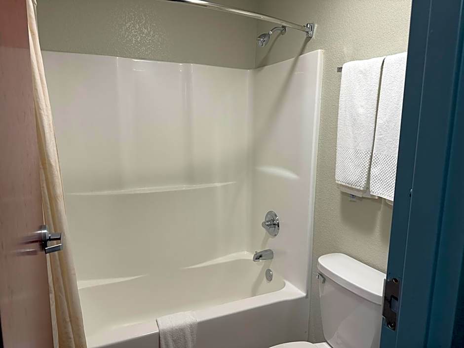 The Magnolia Hotel Searcy